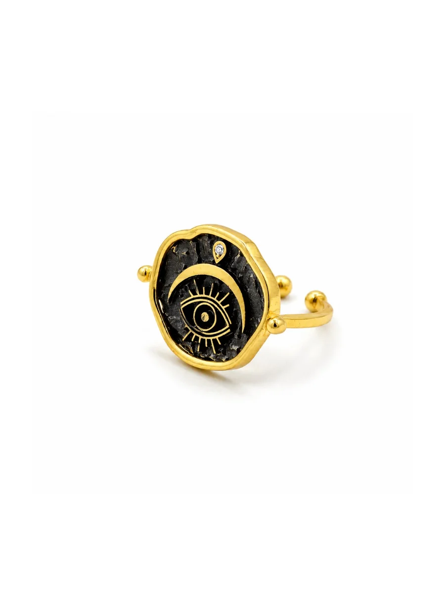 The Golden Gaze Ring
